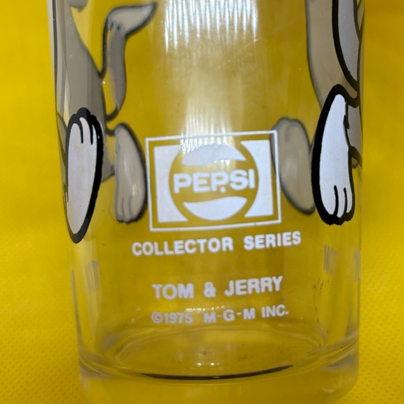 Vintage Tom & Jerry Pepsi Collector Series Tom Cat Cartoon Pint Glass 1975 MGM - Picture 2 of 2